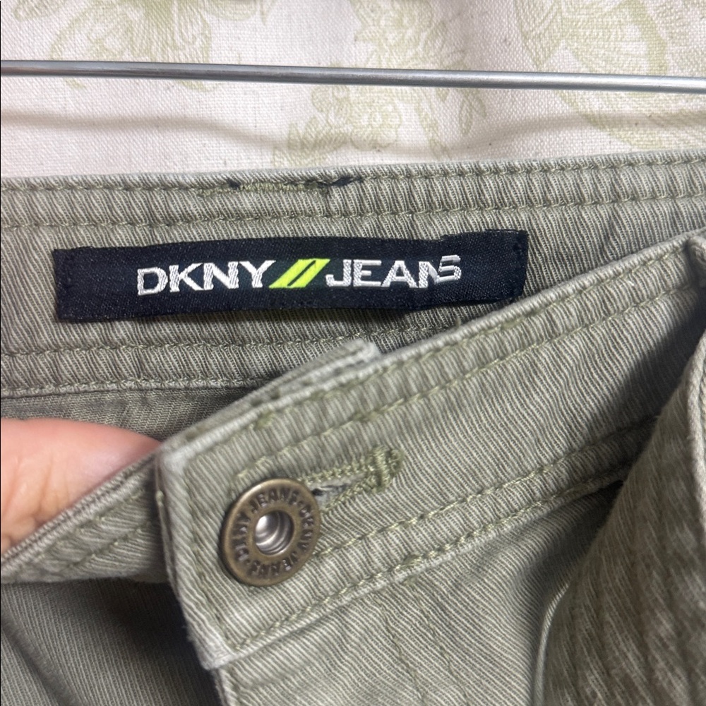 DKNY Skirt - Picture 2 of 4